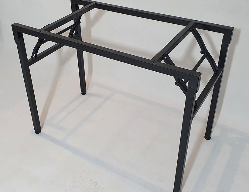 Fama-Casino-stelaz-maly Nogi - Metalowy stelaż składany mały